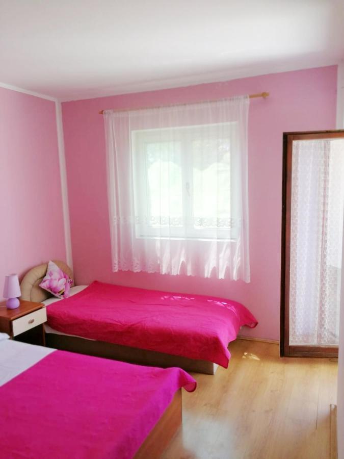 Apartmani Leon Biograd Na Moru Exteriör bild